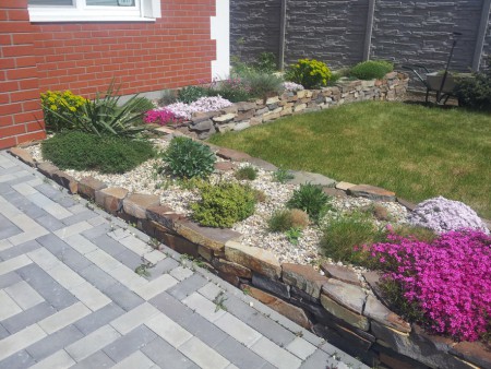 Jarný efekt v predzáhradke